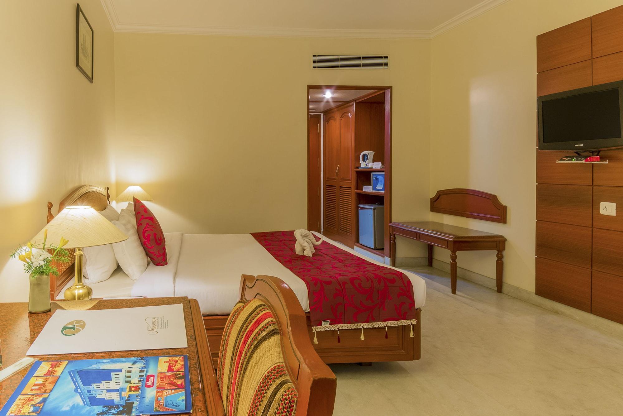 Hotel Annamalai International Pondicherry Exteriör bild