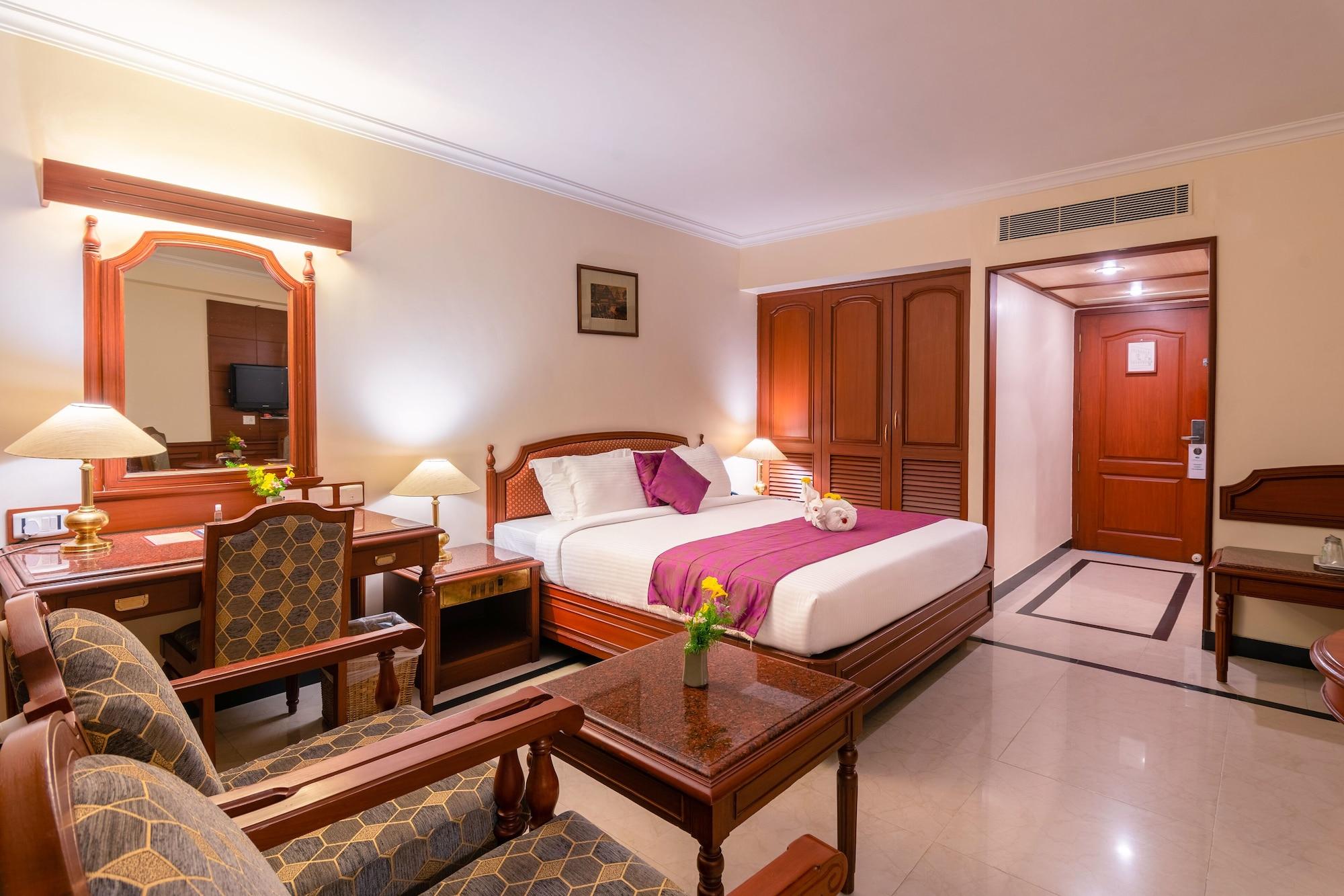 Hotel Annamalai International Pondicherry Exteriör bild