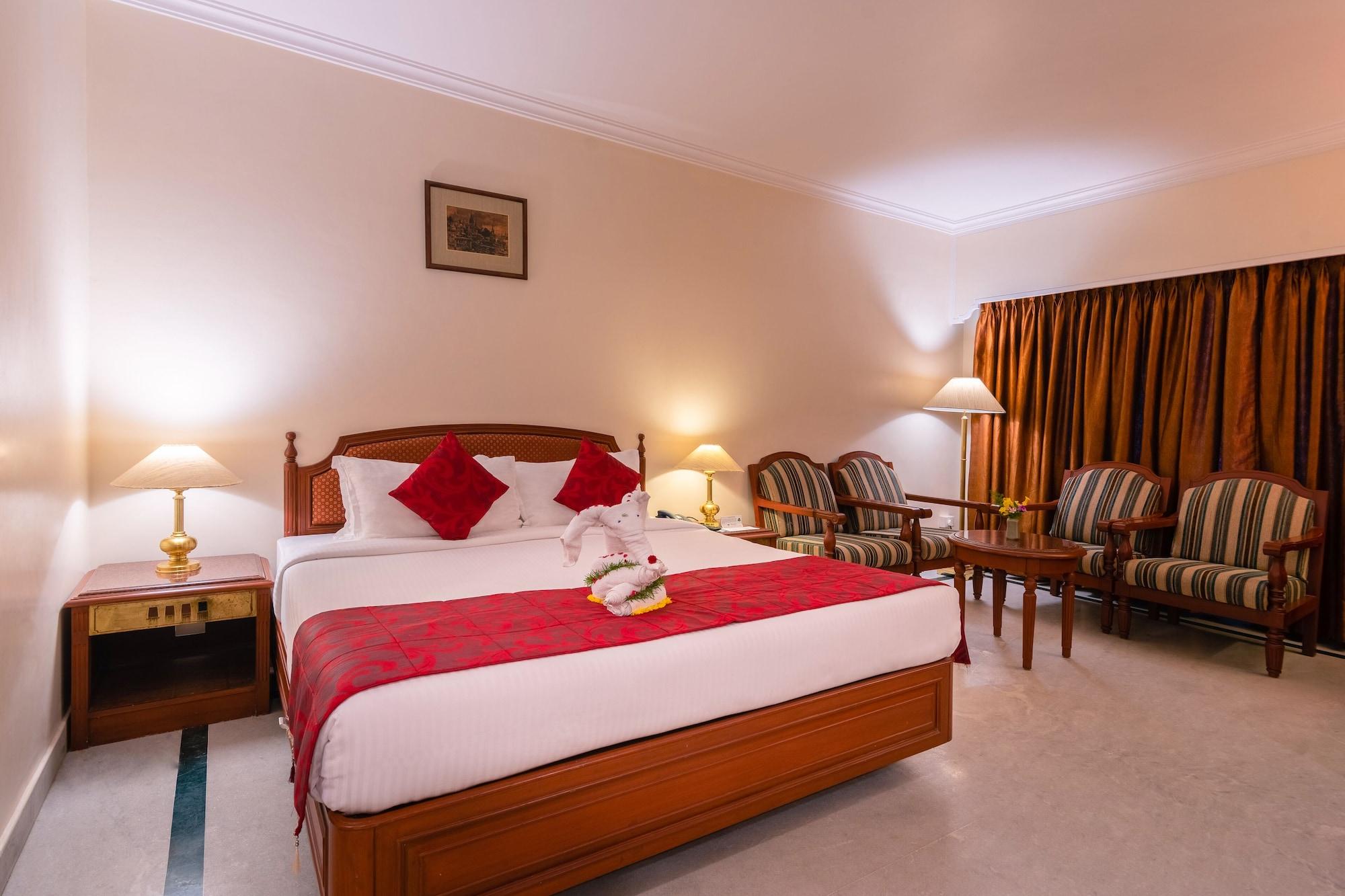 Hotel Annamalai International Pondicherry Exteriör bild