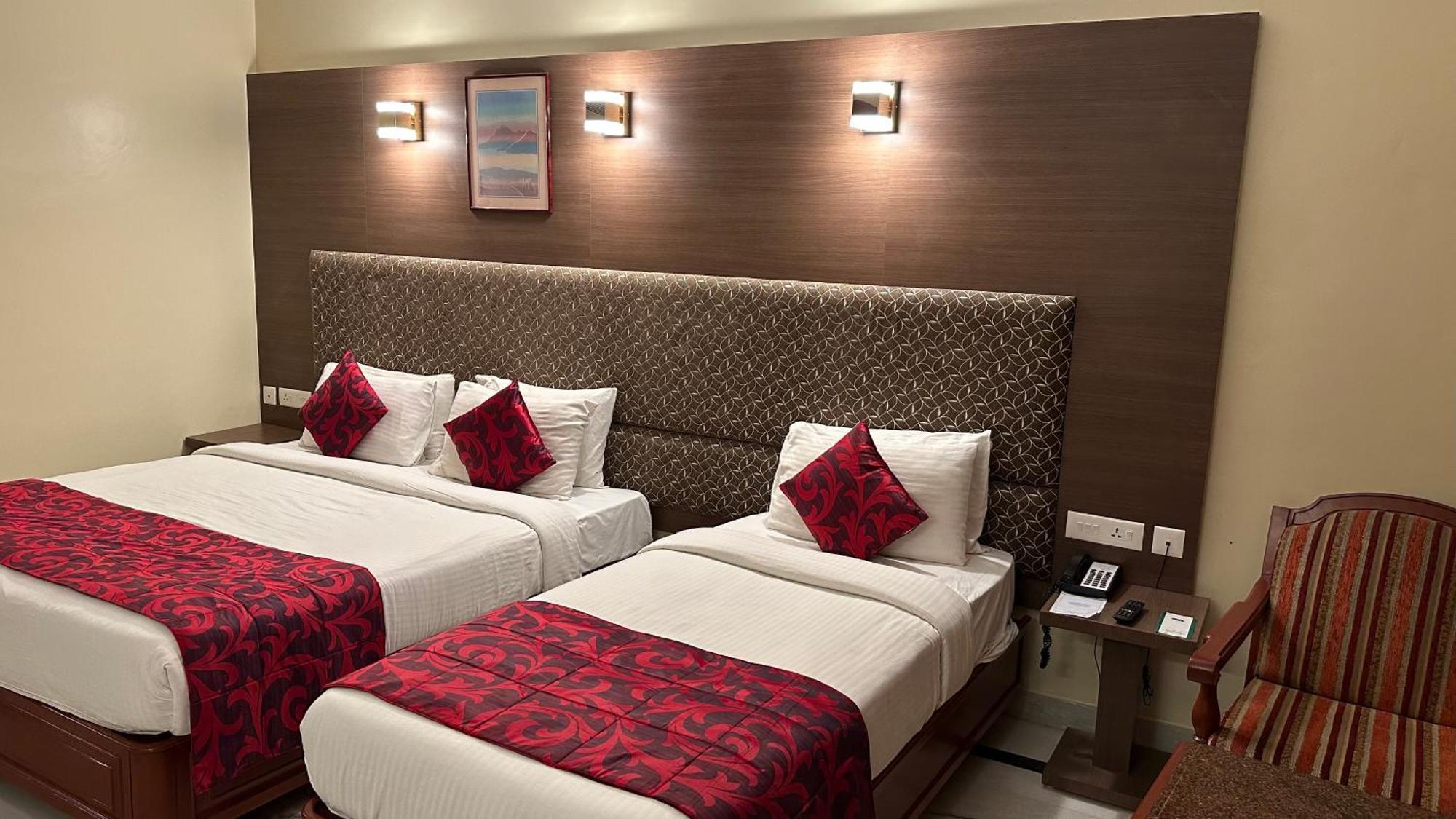 Hotel Annamalai International Pondicherry Exteriör bild